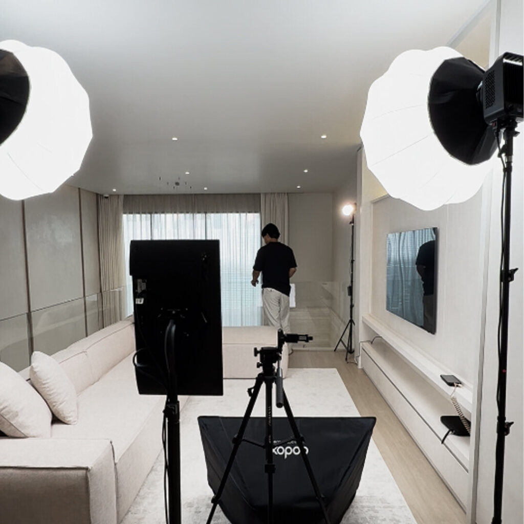 ติดตั้งชุดไฟให้แบรนด์เสื้อผ้าชั้นนำ Atipa