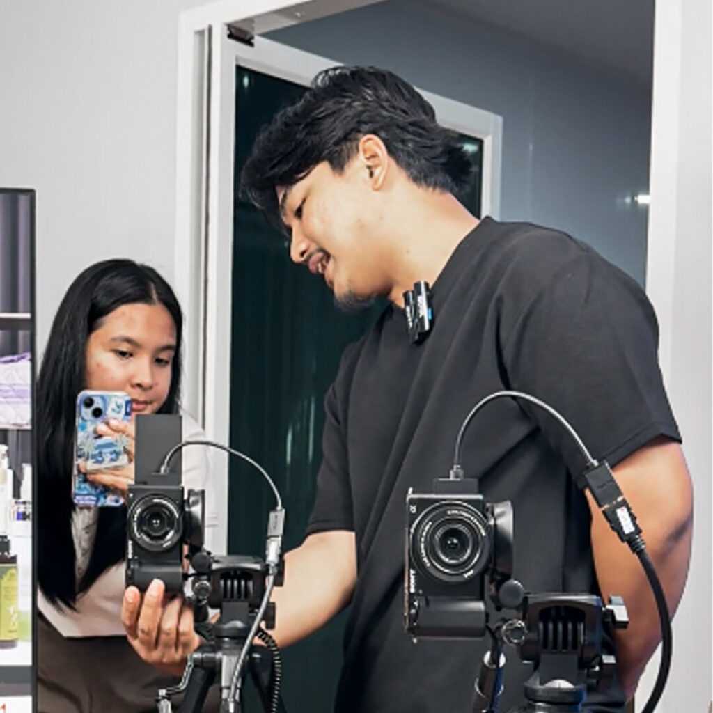 เซ็ตห้องไลฟ์ มูลนิธิโรงพยาบาลเจ้าพระยาอภัยภูเบศ Atipa