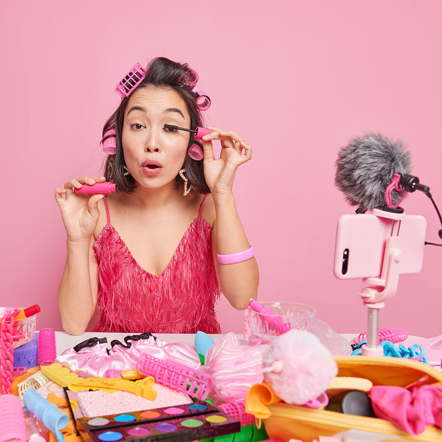 มีแค่ iPhone เครื่องเดียว จะทำคลิปสอนความรู้ได้ไหม? ได้! แต่มีตัวช่วยนิดเดียวงานจะดูโปรขึ้นเยอะมาก