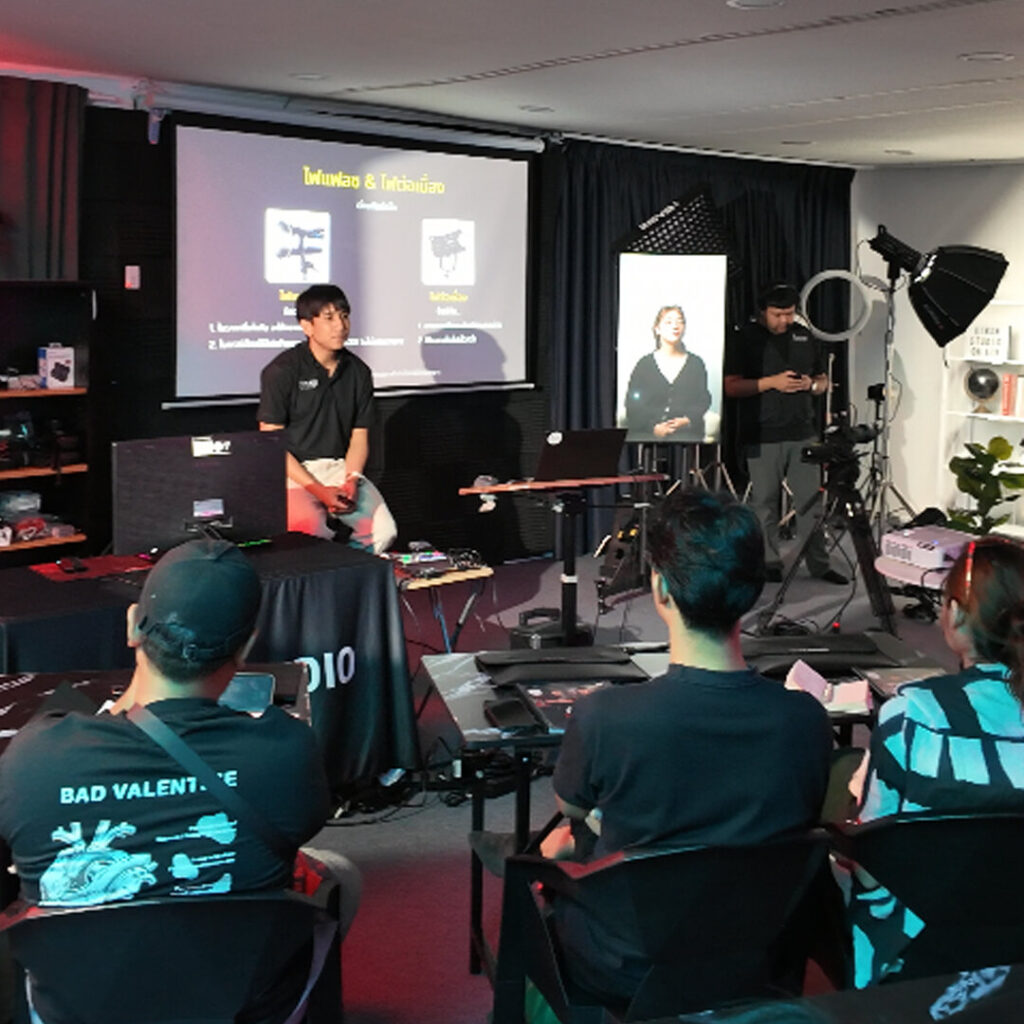 เทคนิคจัดเซ็ตไลฟ์อย่างมืออาชีพ ครั้งที่ 1 ห้องสตูดิโอ Aiman Studio